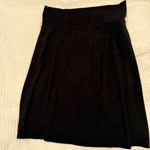 Royal Robbins Black Knee length skirt Size Medium